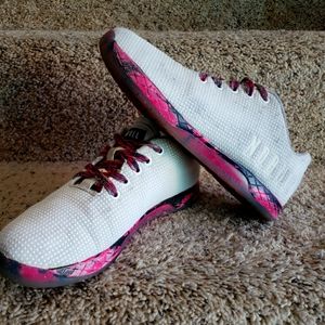 Nobull trainers women's size 9